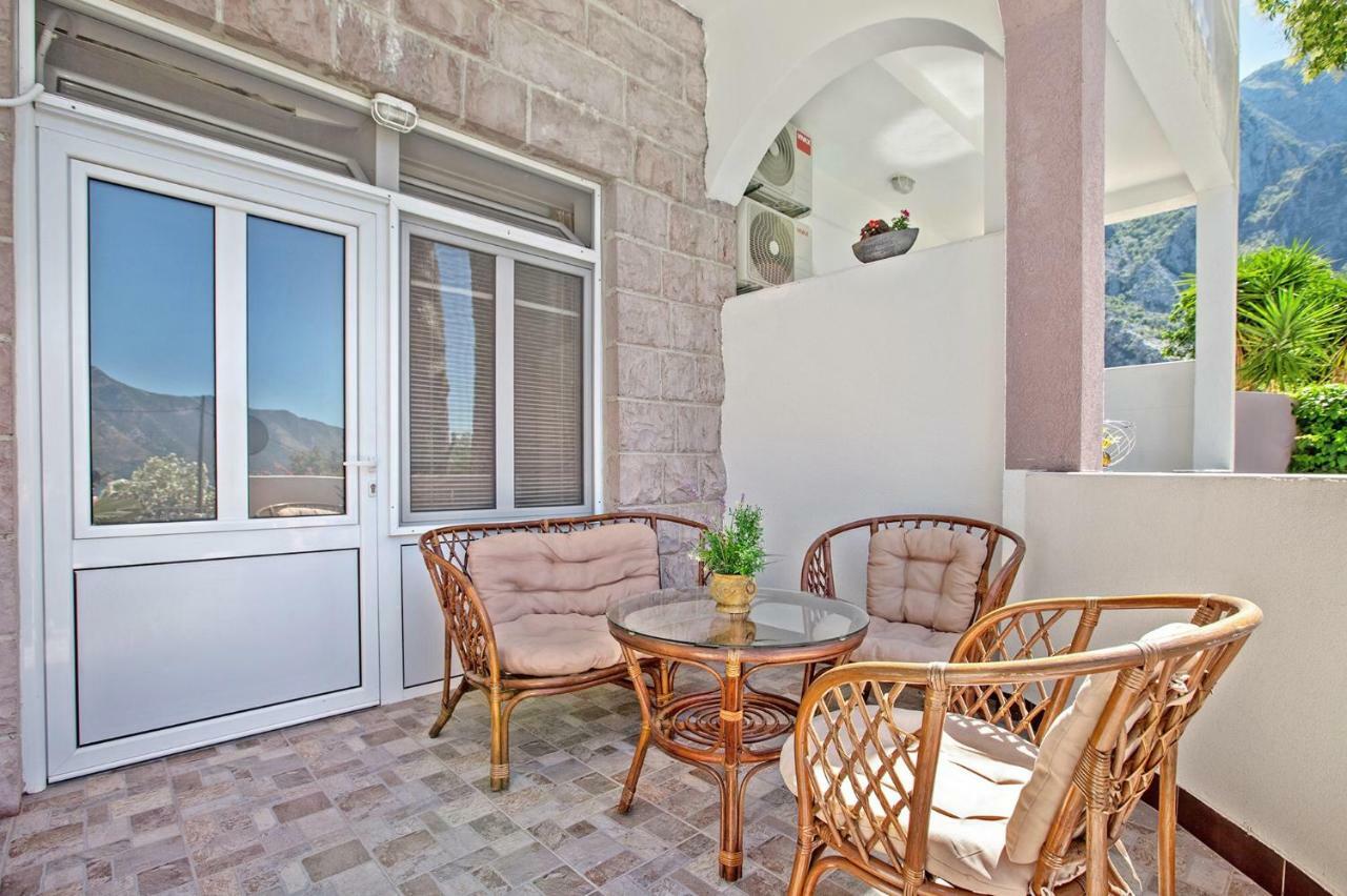 Apartments Villa Popovic Kotor Extérieur photo
