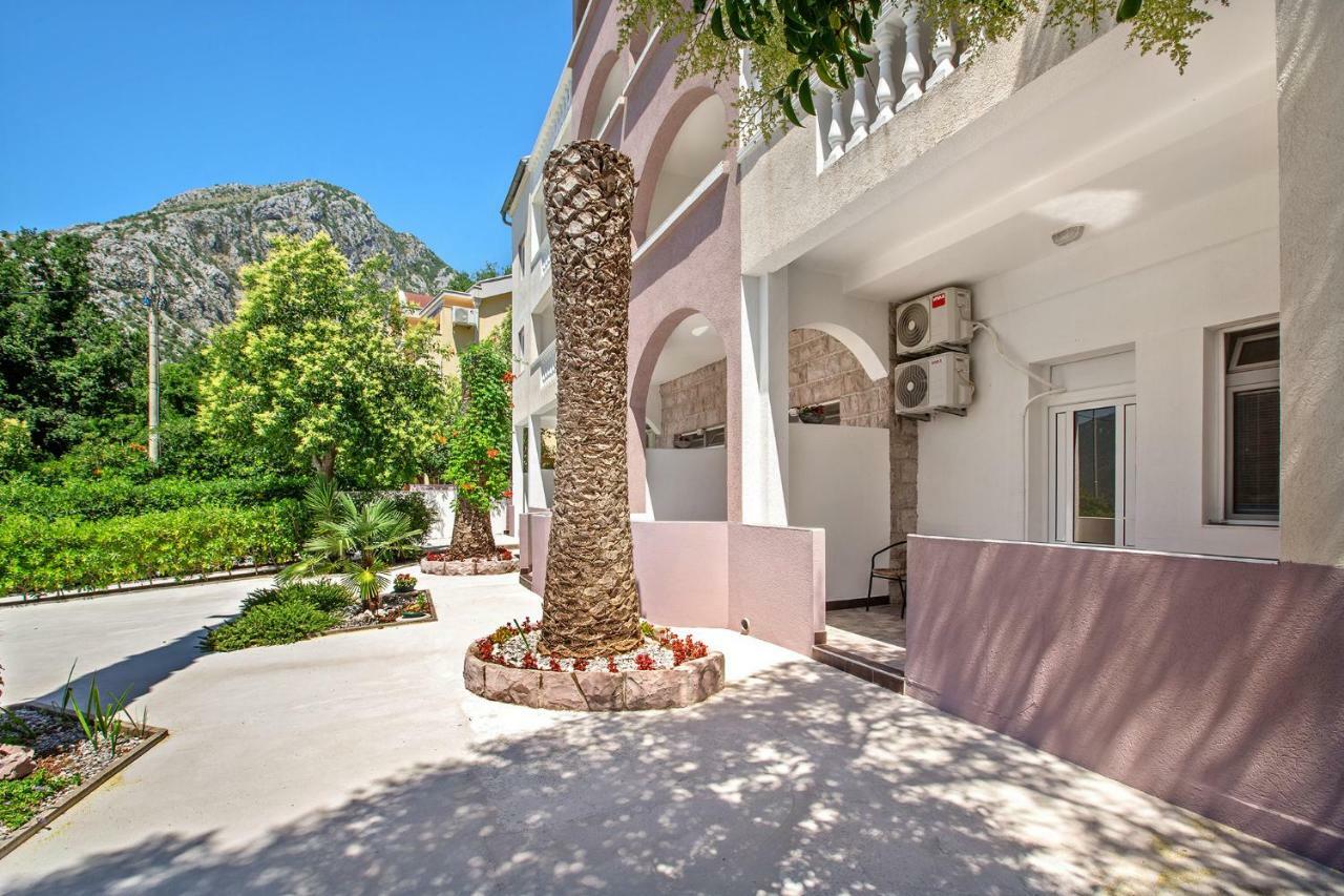 Apartments Villa Popovic Kotor Extérieur photo